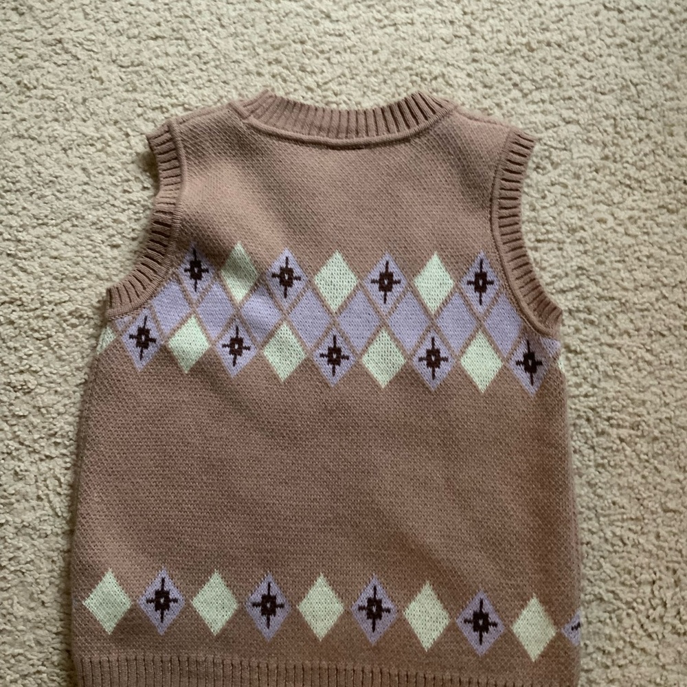 Patterned Sweater vest - Picture 2 of 2